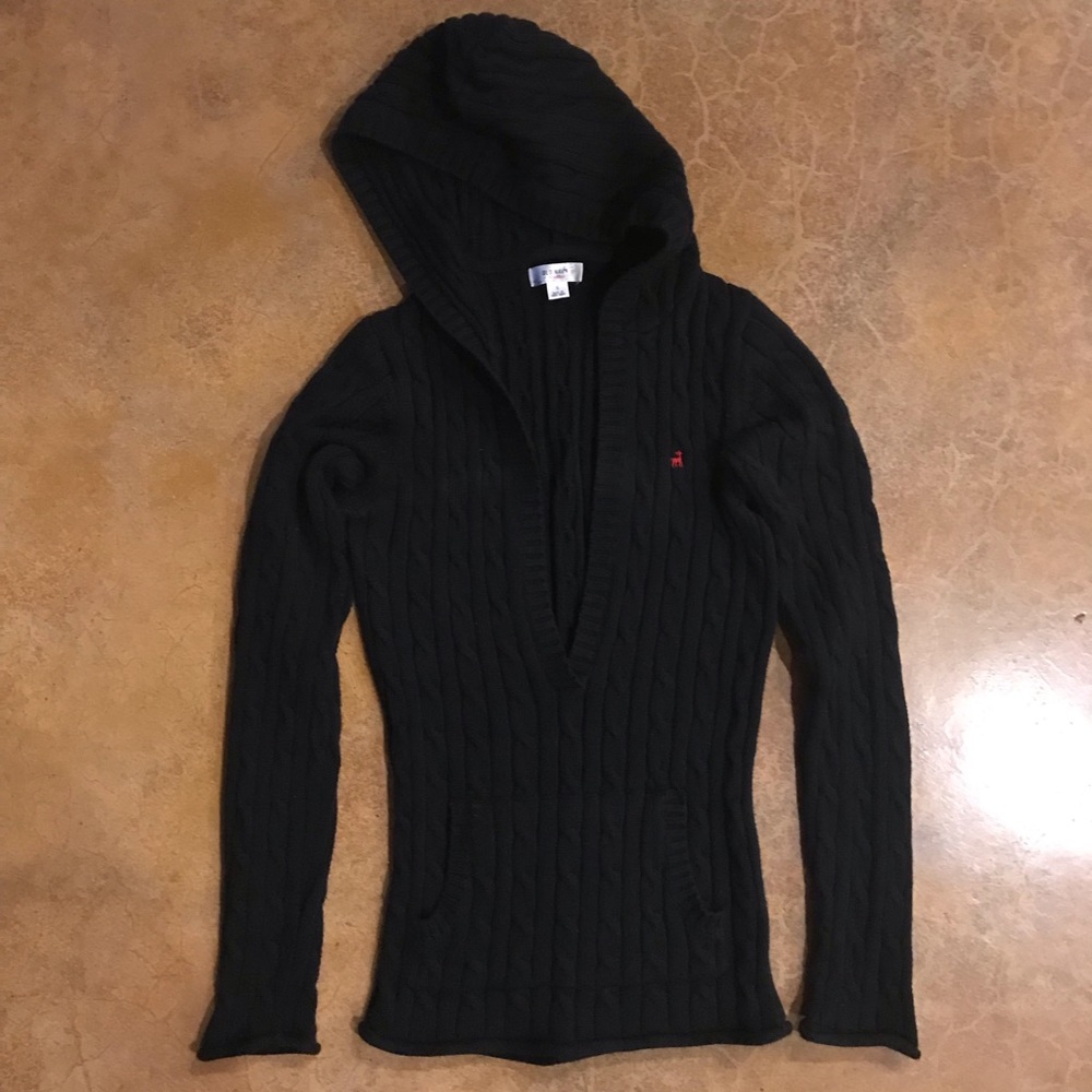 Old Navy black cable-knit sweater hoodie
